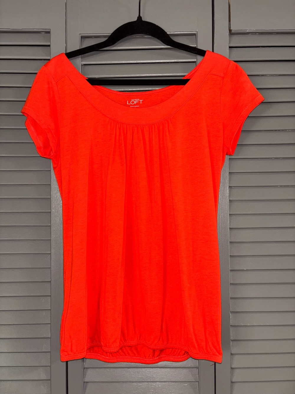 Ann Taylor LOFT Top